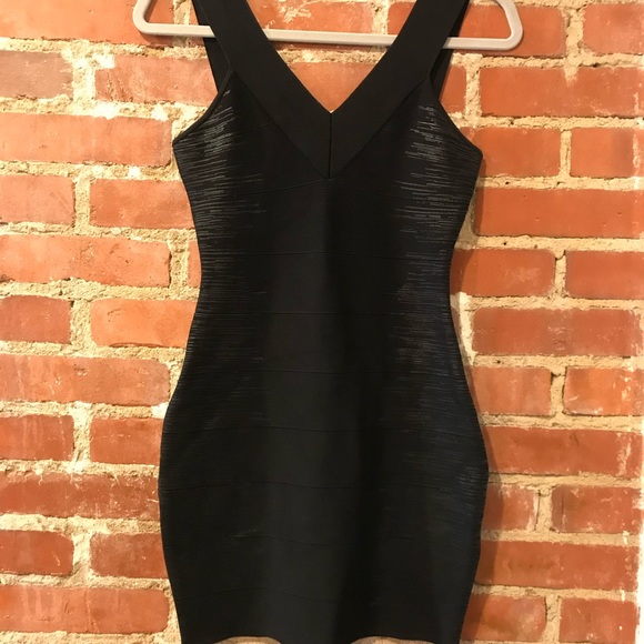 GUESS LITTLE BLACK DRESS - Picture 4 of 4